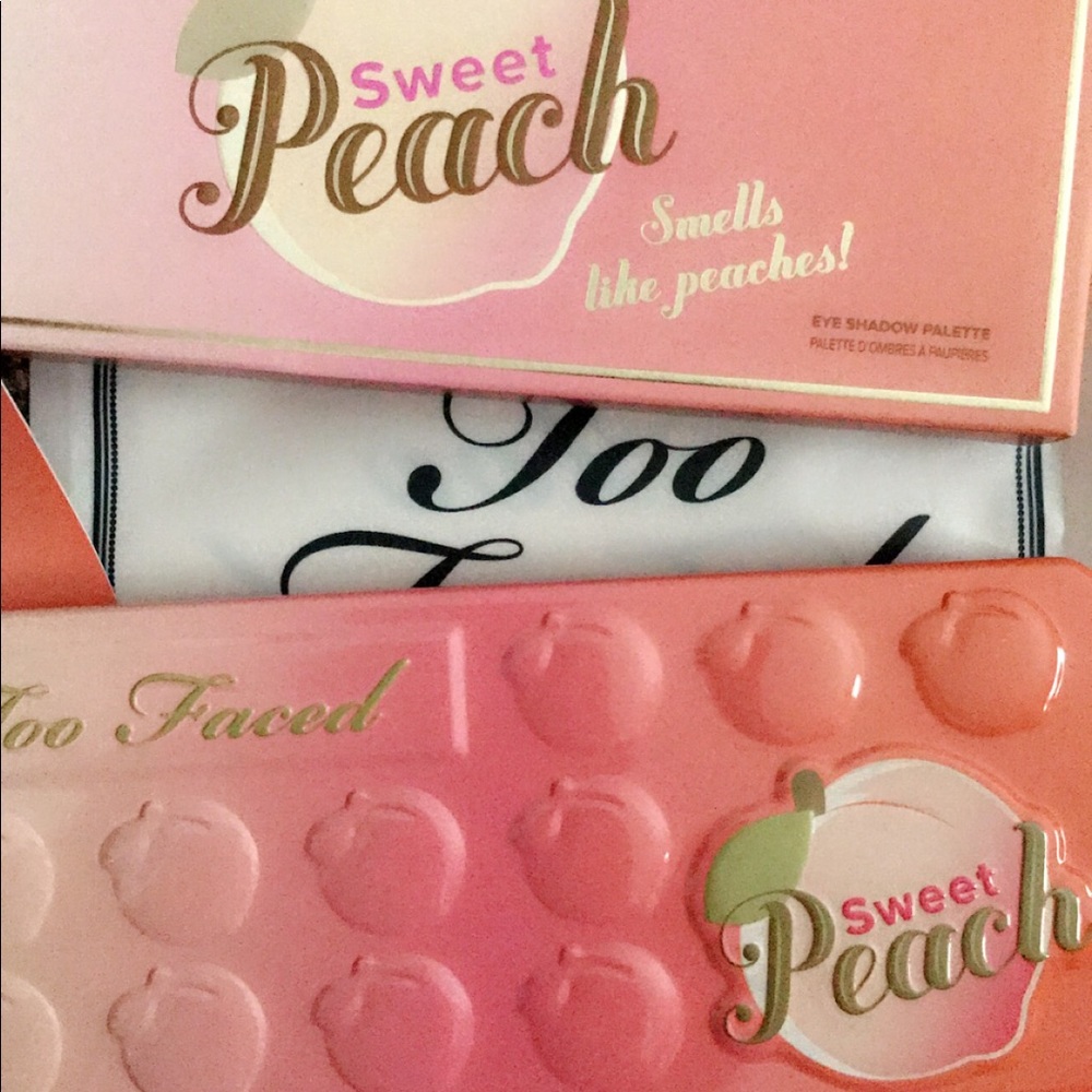 Too Faced Sweet Peach Eye Shadow Palette Brand New